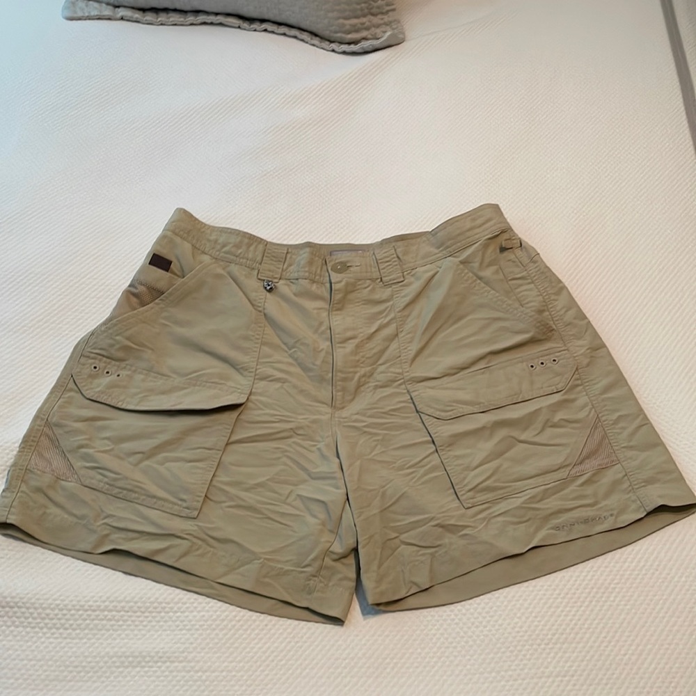 Columbia Omni-Shade shorts